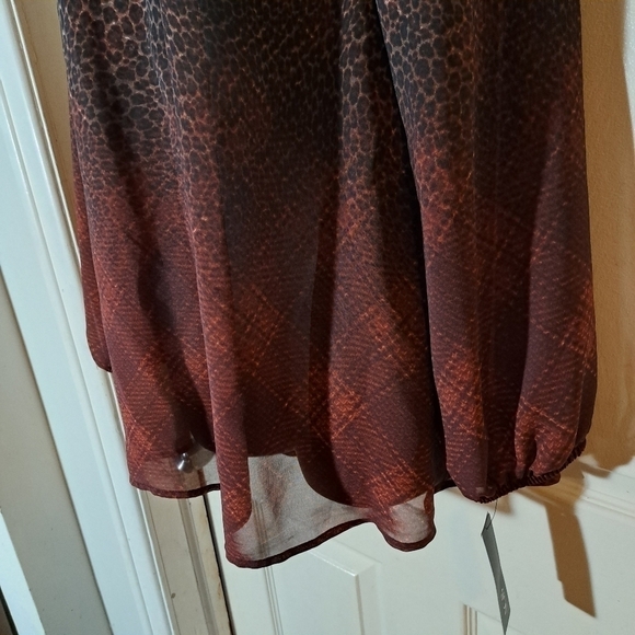 AGB sheer Leapord/plaid print blouse Large 5/$25 - Picture 3 of 6